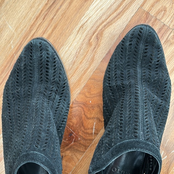 Vince Camuto Black Booties - Picture 8 of 8